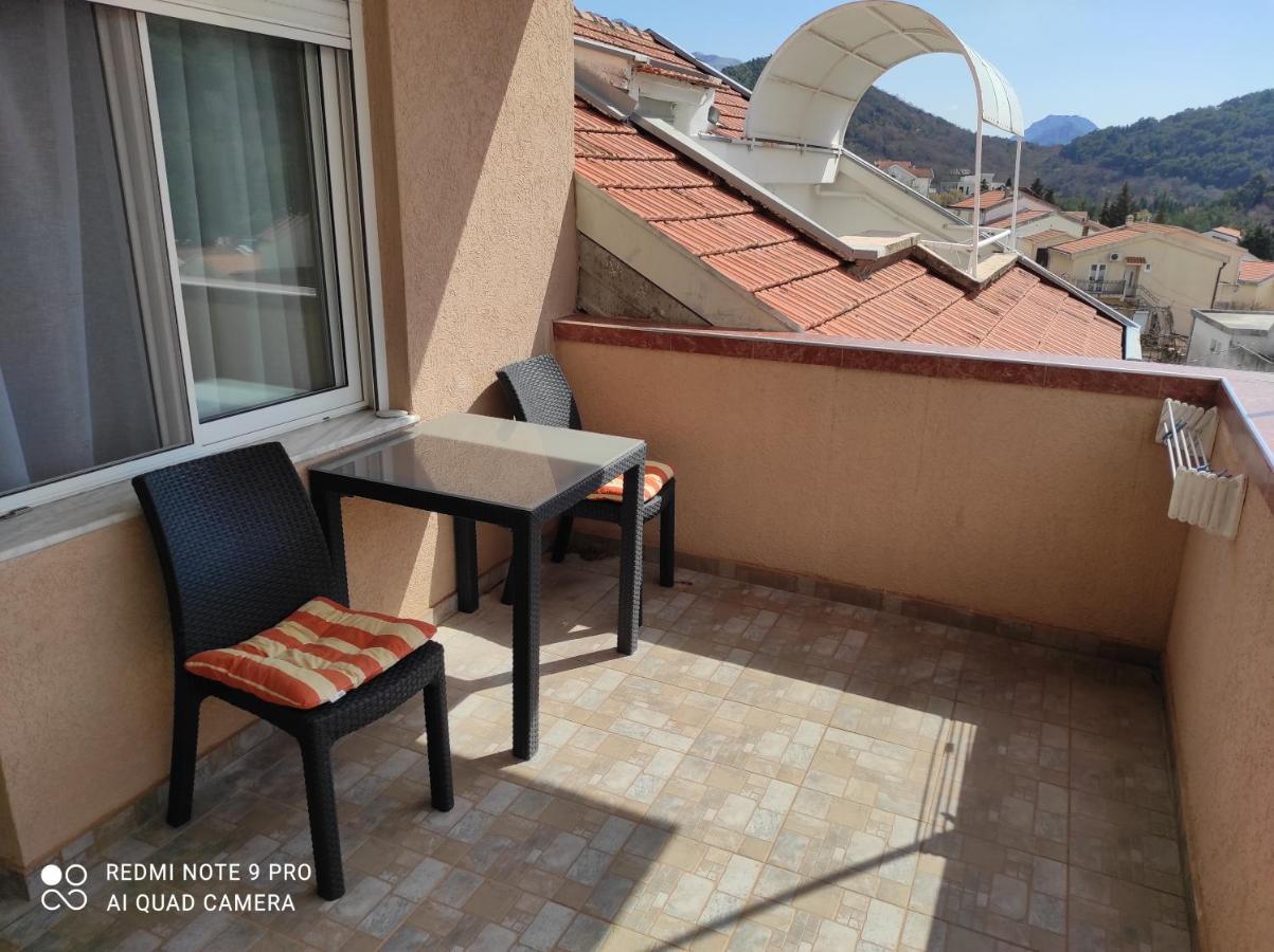 Apartments Anne Petrovac Exterior photo